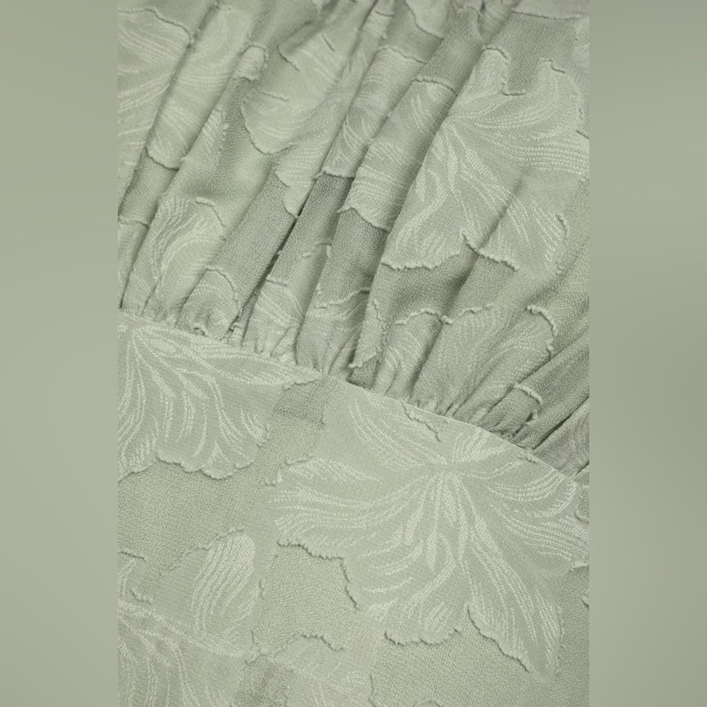 Lulus Sweet Sentiments Sage Green Jacquard Tiered Midi Dress size L - Picture 8 of 9